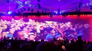 Evo 2015 UMVC 3 Top 8 intros (Audience POV}