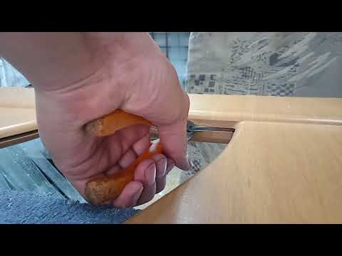 Как заменить стекло в межкомнатной двери. Инструкция от стекольщика.