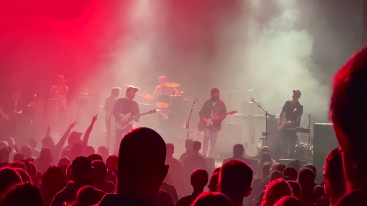 Broken Social Scene - You Forgot It In People - Lincoln Theater in Washington DC (October 13, 2022)