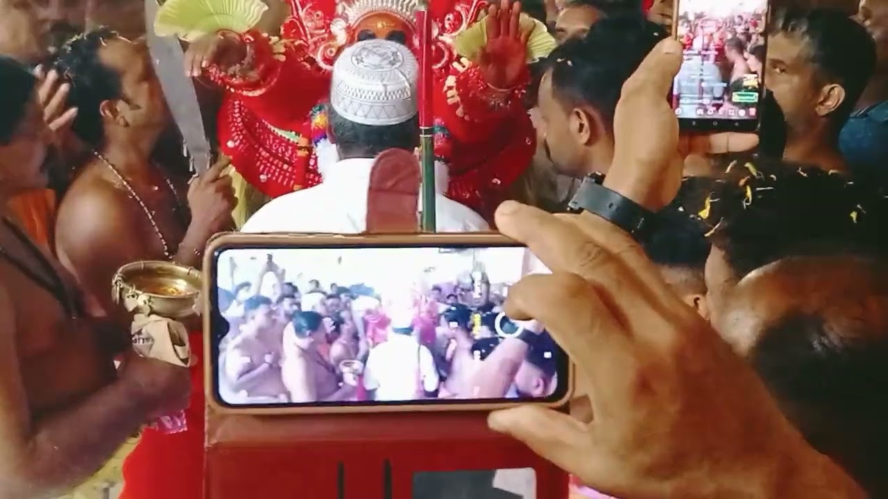 സാഹോദര്യത്തിന്റെ പെരുമ്പട്ട ഗ്രാമം 