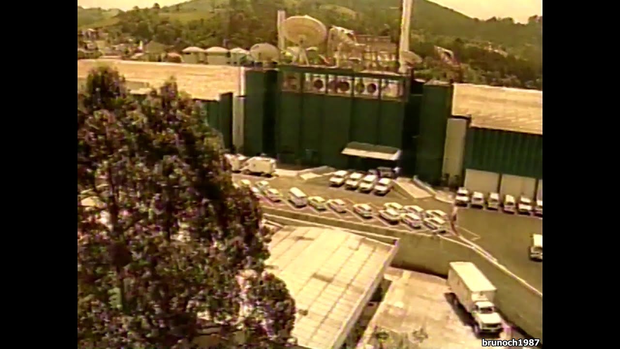 Vinheta SBT CDT Anhanguera Estúdio 2 (1999) - YouTube