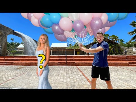 Asking my Crush to PROM with 10,000 Balloons!