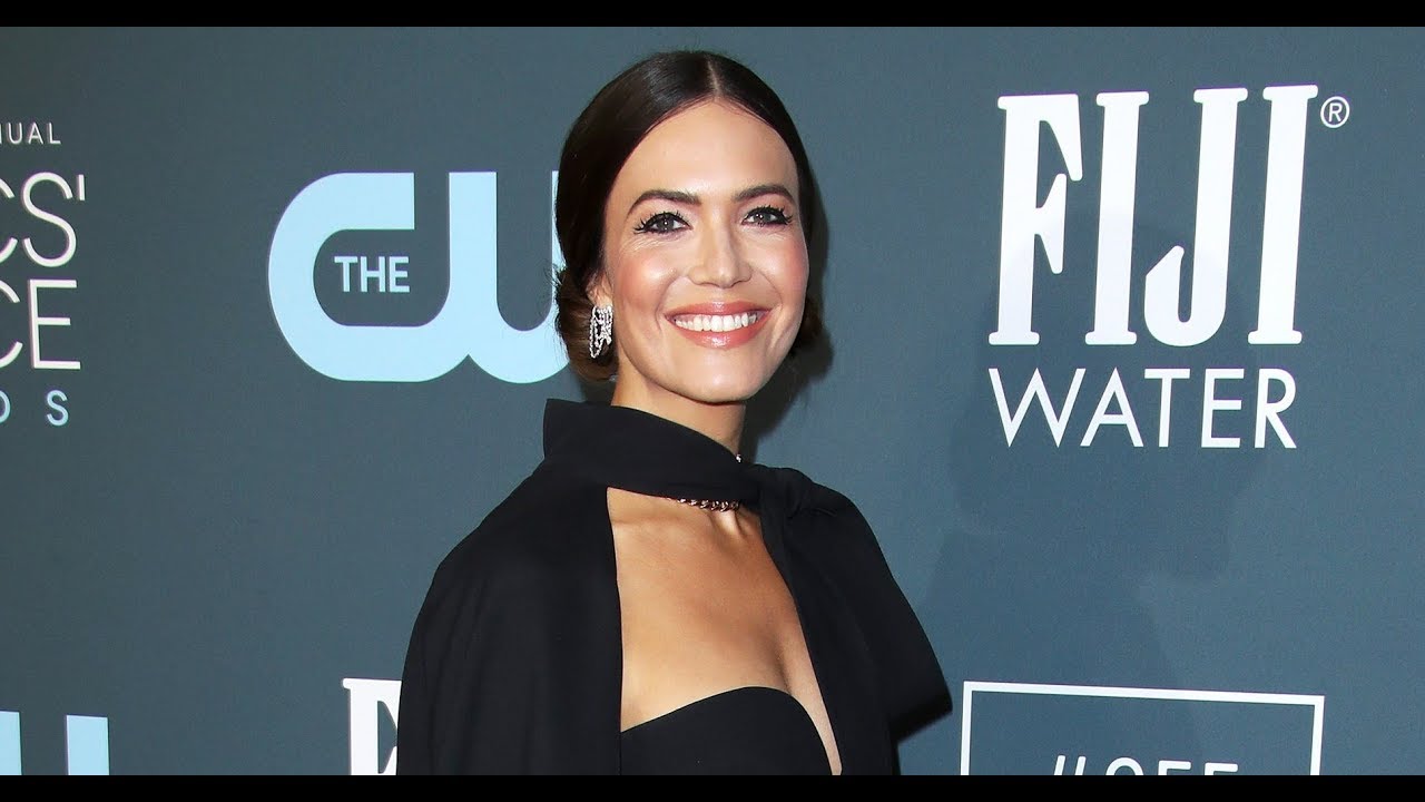 Critics’ Choice Awards 2020 Red Carpet Fashion: What the Stars Wore