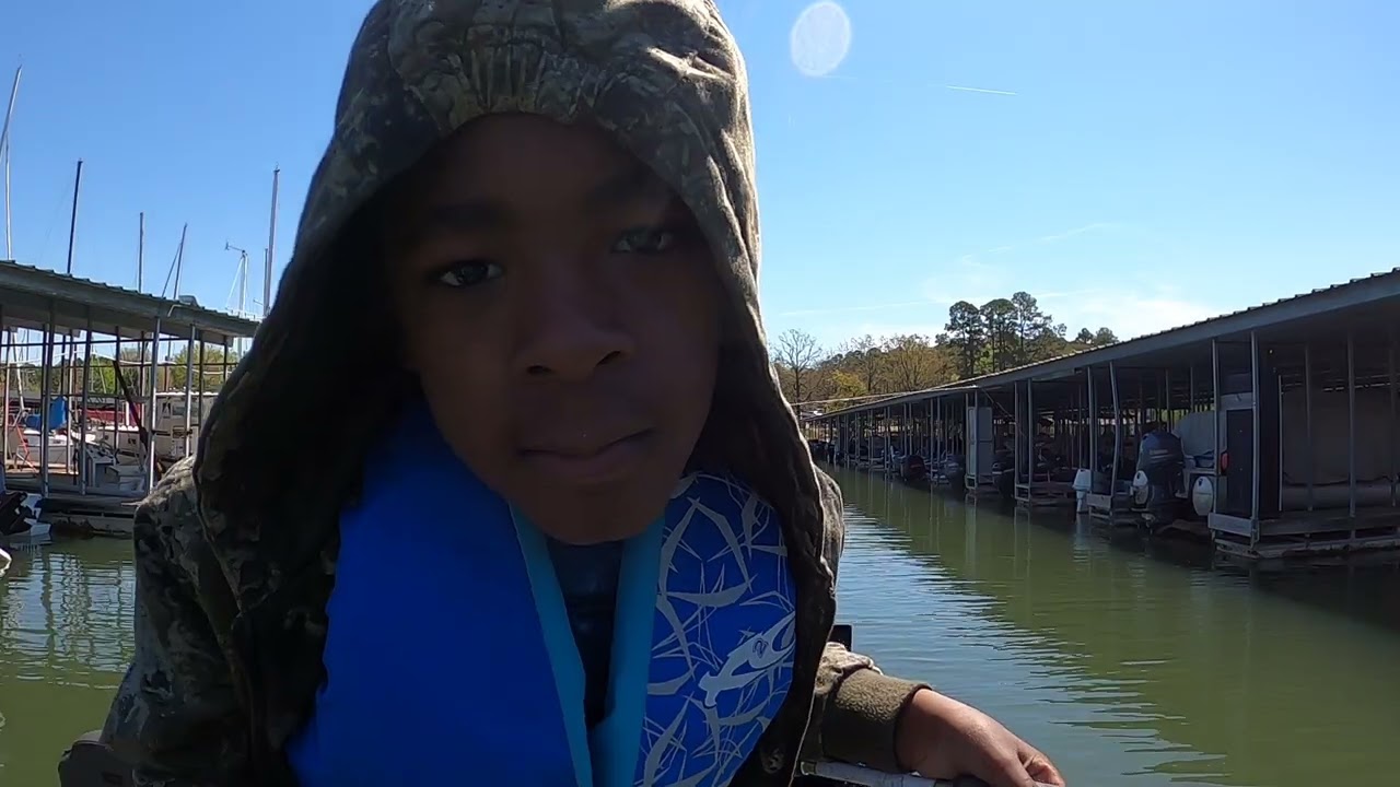 Bass Fishing with Dad On Lake Maumelle in Arkansas #family #subscribe #fishing