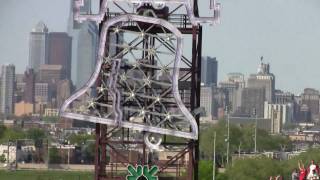 Chase Utley Homers In Phillies 2010 Home Opener