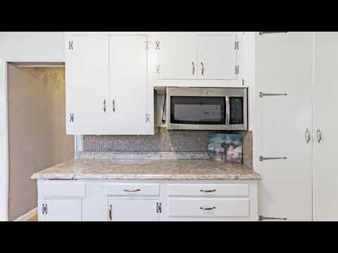 209 W Merriman St, Sinton, TX home video tour