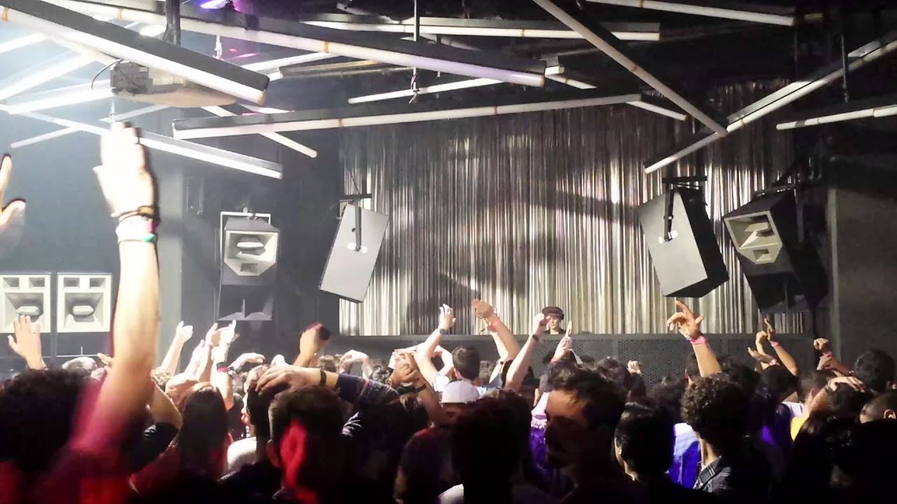 Maya Jane Coles @ Lux Frágil