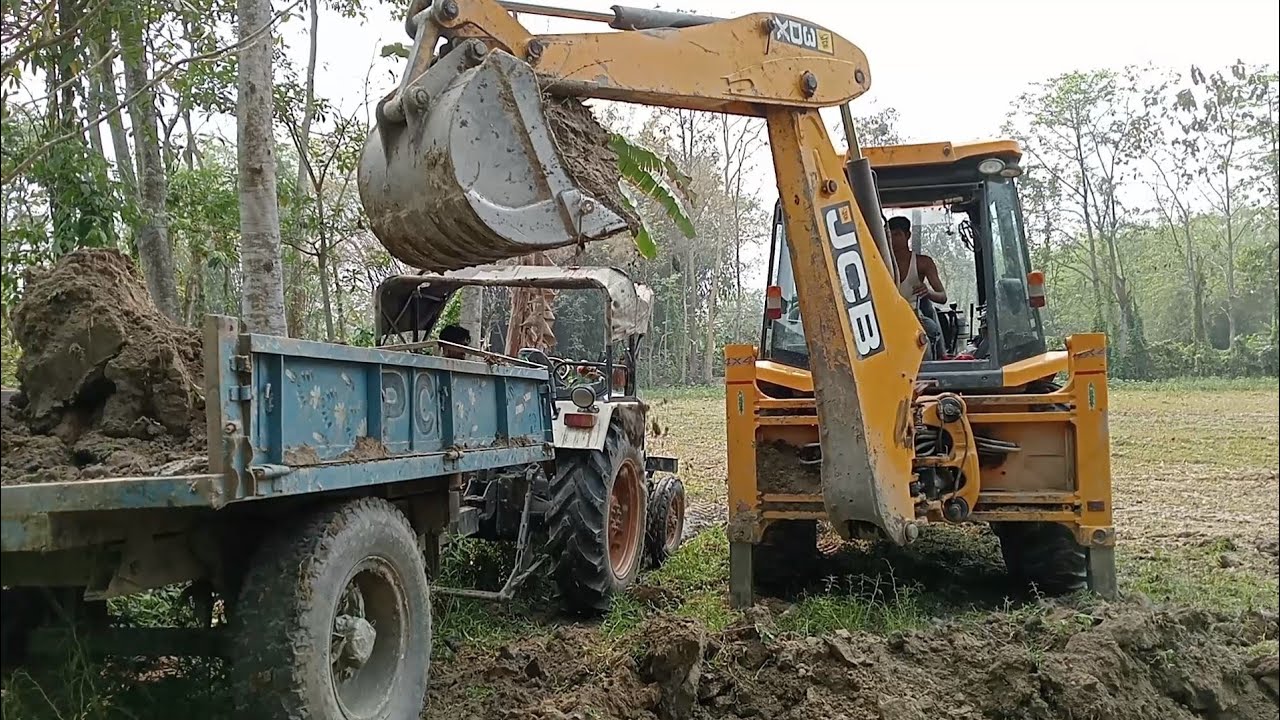 JCB 3DX tractor Mati Kati aise loading swafal843 Ahij Ali Vlogs YouTube