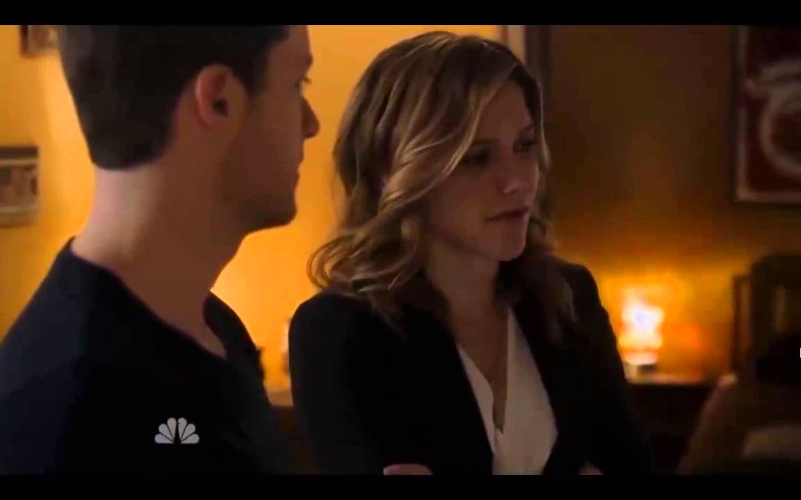 Chicago Pd Halstead And Lindsay First Kiss