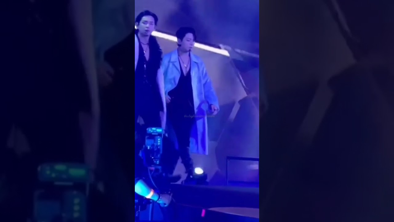 Taekook walking style🤩😎😌! /Bts/