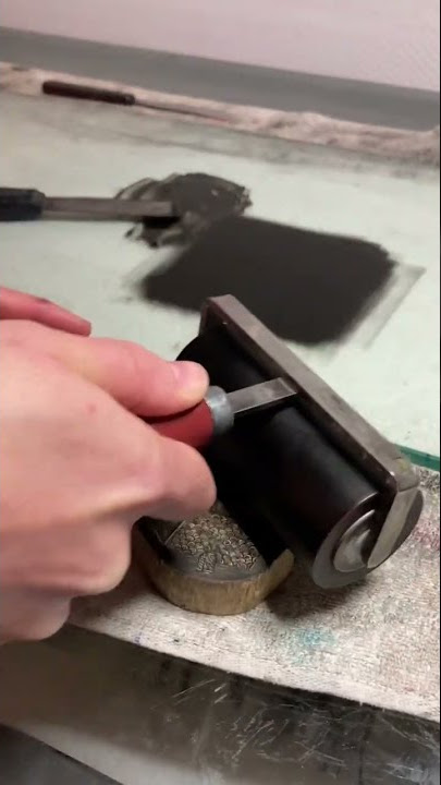 Download lagu Wood engraving, hand printing on gampi paper.