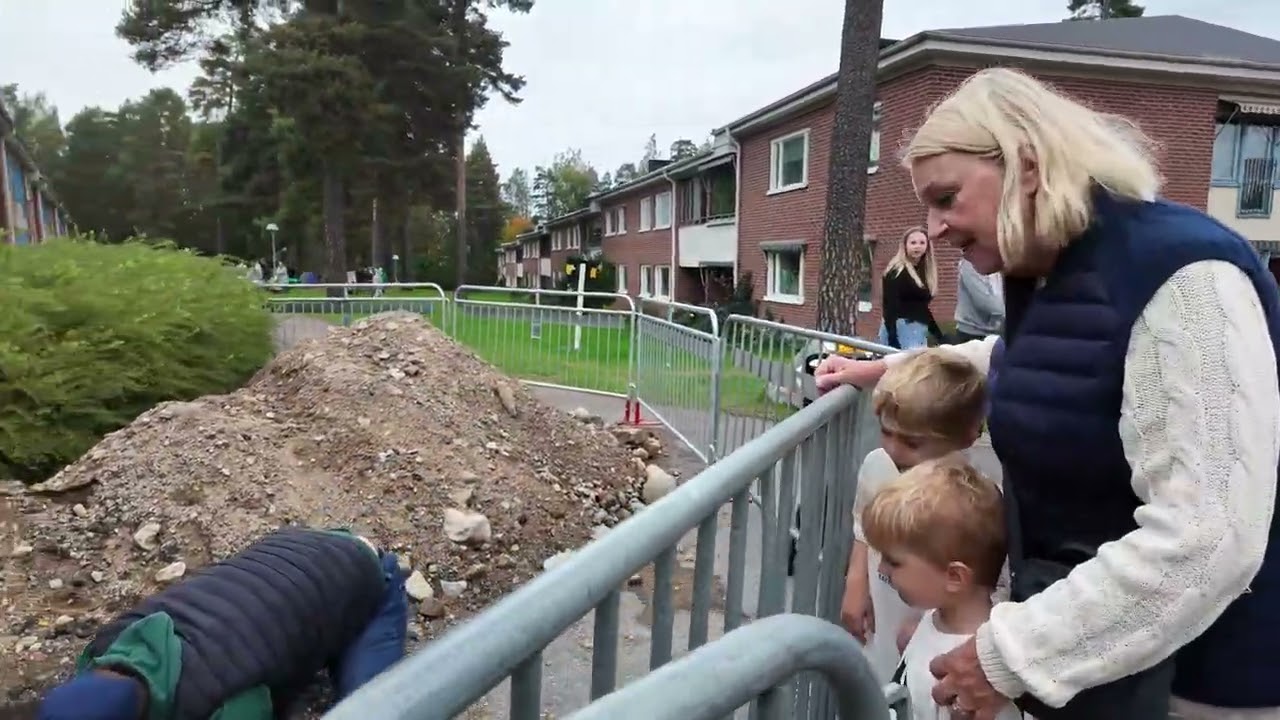 Loppis Solfjädern Adolfsberg Örebro   20 sept  2025