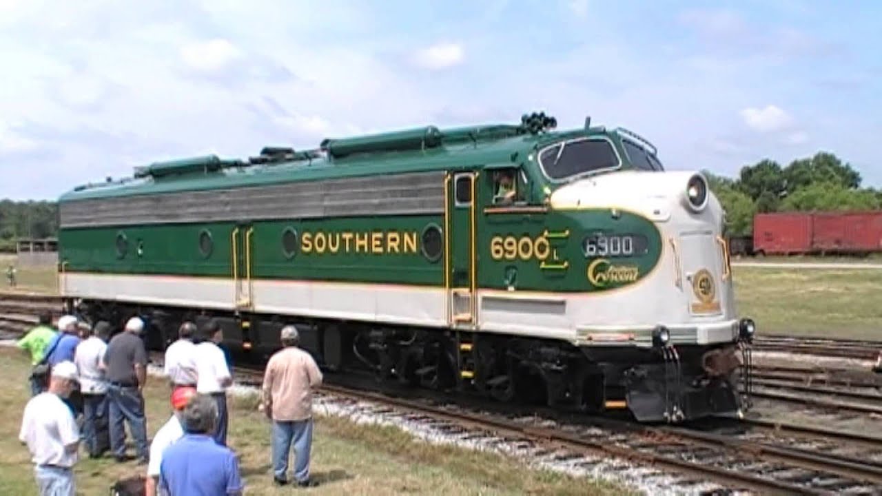 Streamliners At Spencer (Yard Switching), 05302014 YouTube