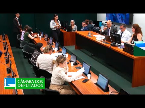 Vídeo do evento a partir de 1:55:03