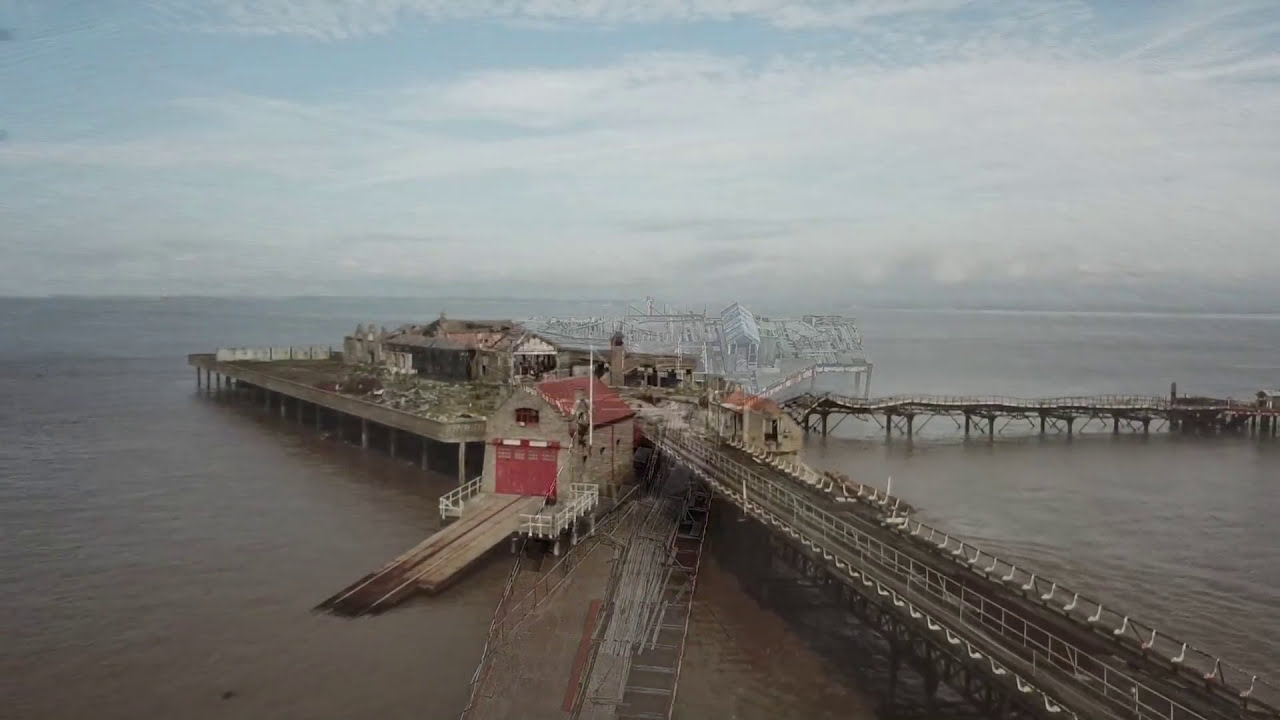 Birnbeck Pier - BEFORE THE CLOCK WAS STOLEN!