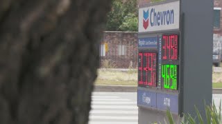 Gas prices continue to fall across Texas