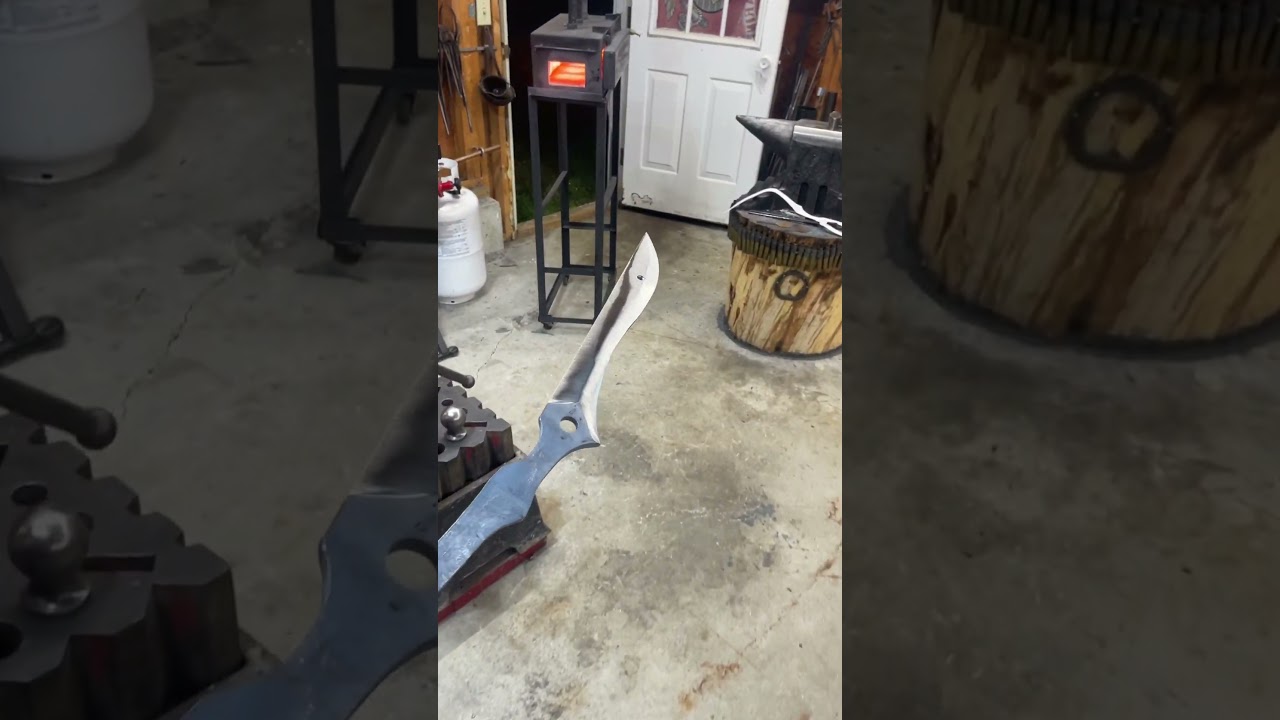 Anyone know where the Scissor Blade Sword is from?! 😏 🔥 