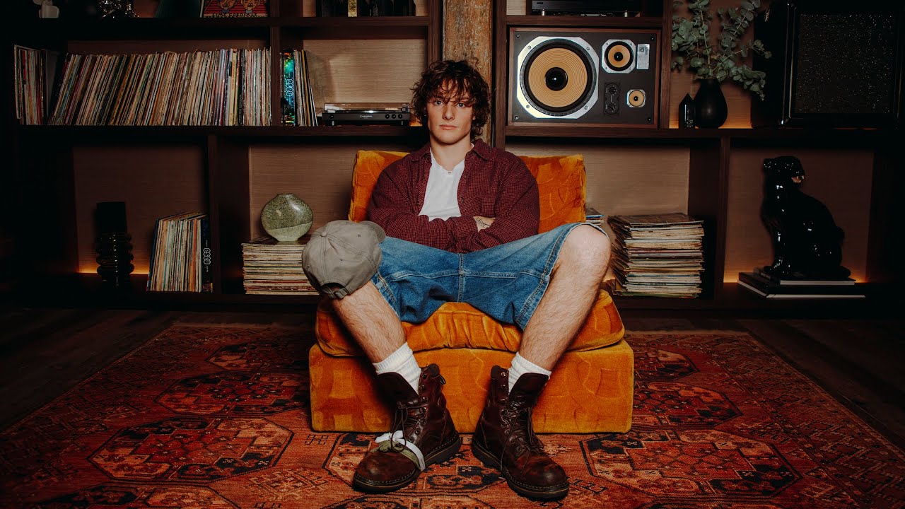 INTRODUCING THOMAS DAY