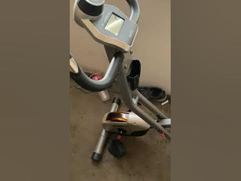 exerpeutic gold heavy duty foldable exercise bike with 400 lbs weight capacity