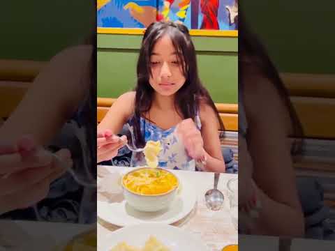 Momo yum!!!🤤😋 #like #funny #fypシ゚viral #trending #food #subscribe #shorts #reels #momo