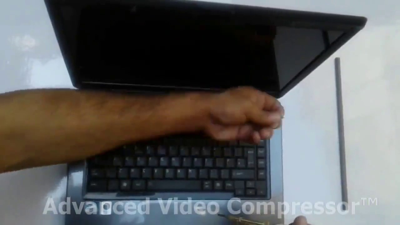 how-to-repair-fix-laptop-white-screen-problem-repair-white-screen-on