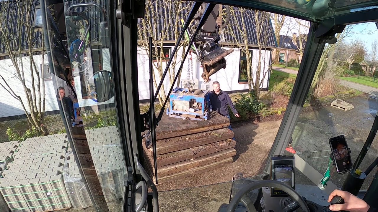 Op Pad Met De Volvo EWR150E