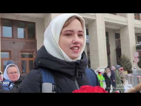 Жены мобилизованных вышли на Красную площадь: выступили против войны и президента Путина