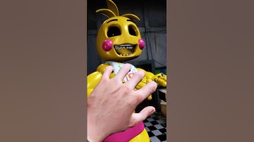 Toy chica esta molesta conmigo #fnaf #fivenightsatfreddys #juegos