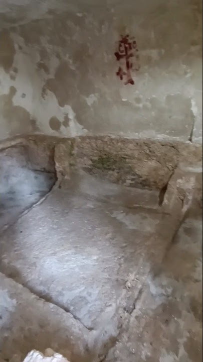 Jesus tomb in the Garden Tomb Jerusalem