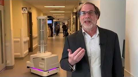 RI-MUHC tests out a groundbreaking UV-Disinfection robot