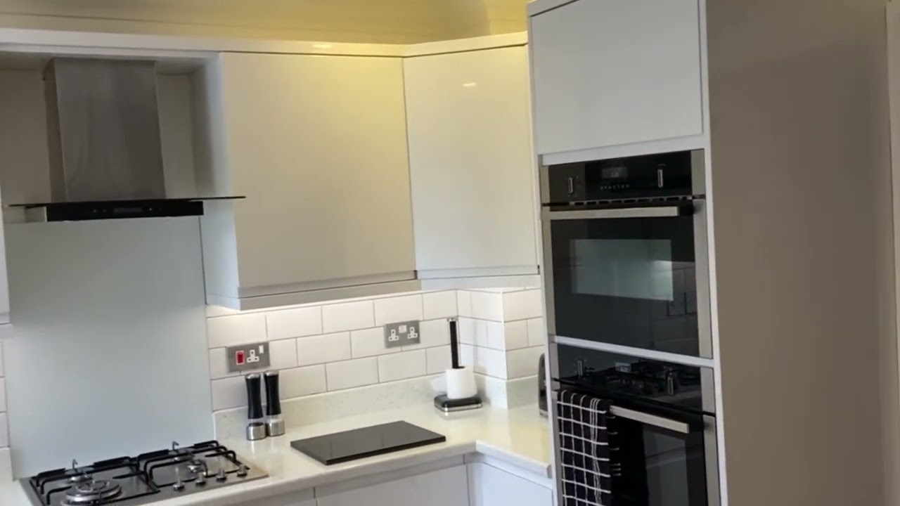 White Handleless Kitchen Installation