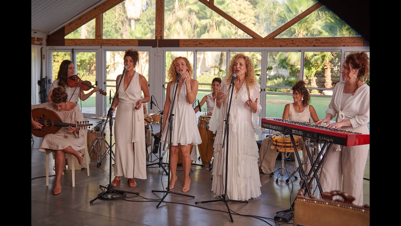 在 YouTube 上觀看「סהראת | אשת חיל (לייב סשן) • سهرات | امرأة شجاعة (جلسة حية)」 在 YouTube 上觀看「סהראת | אשת חיל (לייב סשן) • سهرات | امرأة شجاعة (جلسة حية)」