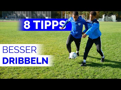 Video: Wie Man Im Fußball Dribbelt