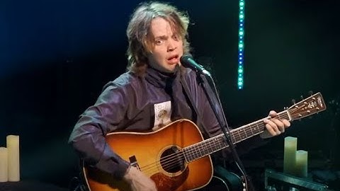 Billy Strings on Danny Barnes' "Lumpy, Beanpole & Dirt" 3/15/22 Boston, MA