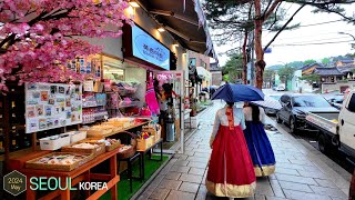 Walking from Seoul Station to Bukchon in the Rain •[4k] Seoul, Korea