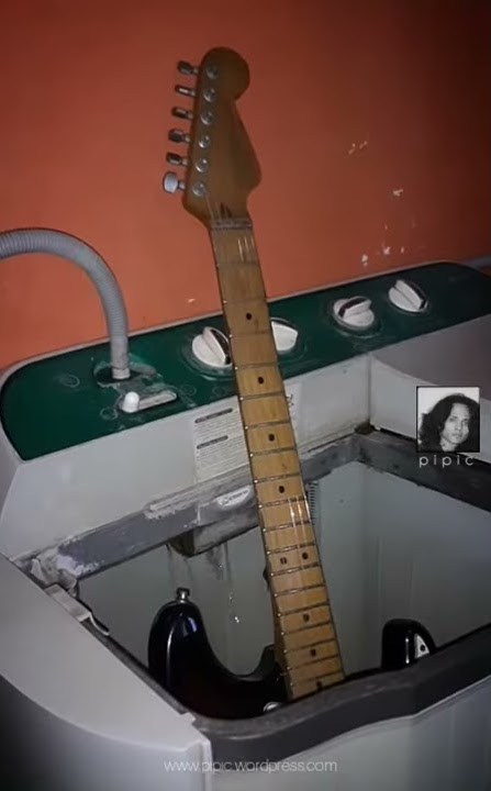 Malam Sasi Suro : Cuci Gitar Pusaka | Lingsir Wengi