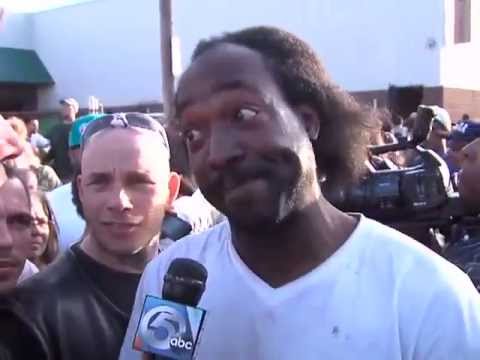 hilarious-black-dude-saves-amanda-berry-interview