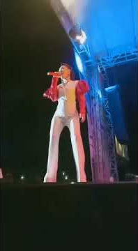 Dahsyat goyangan zaskia gotik ! Tarik mangg..