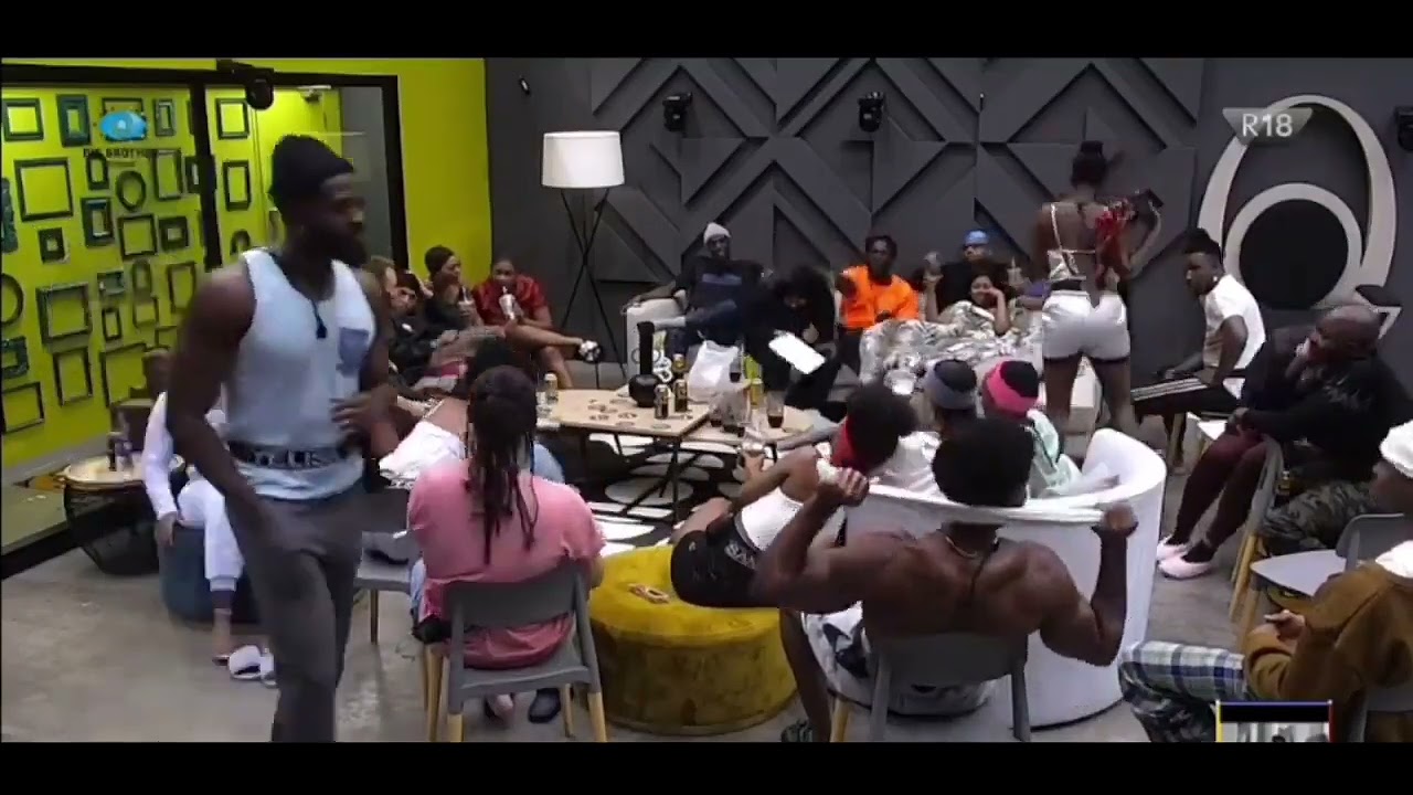 Ipeleng Dared YEMI to Kiss Blue 💀 In Last Night Truth Dare 