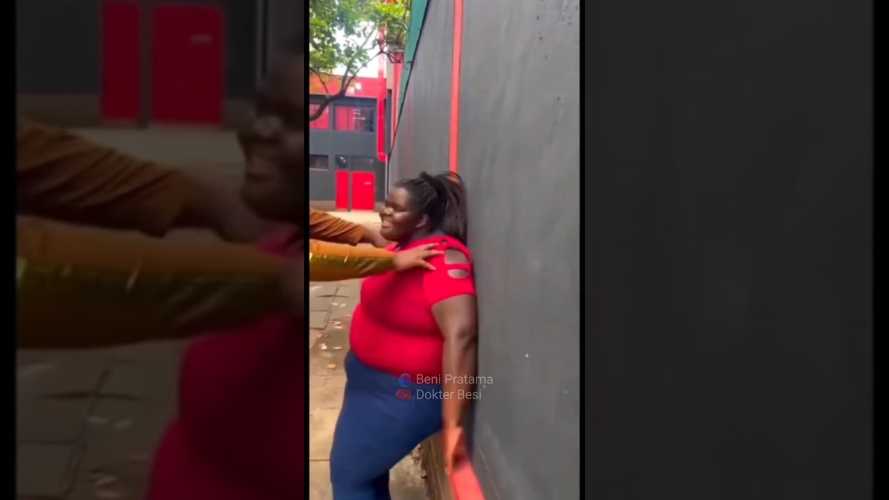 Ganggu orang kerja aja, hadehh