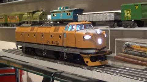 Test run of the new 3 rail Sunset Models/3rd Rail Rio Grande Krauss Maffei