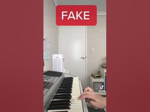 And yet another fake piano tutorial 🎹😤 - YouTube