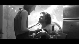 Video thumbnail of "Clara Sofie & Rune RK - Lever for en anden (Official video)"