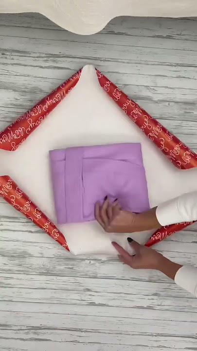 how to fold and gift wrap a bath robe #foldinghacks #wrappinggifts #giftwrap #wrappinghacks