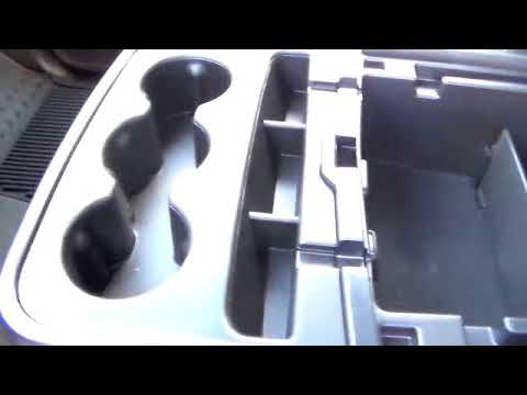 60/40 Front Bench Seat | 2018 Chevrolet Silverado