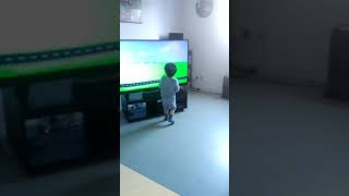 Bébé Jason Il Et Content