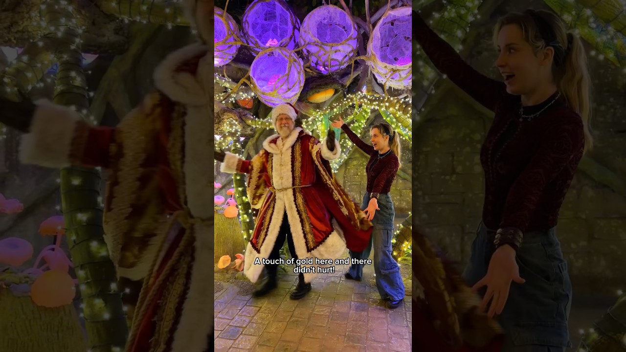 Making Santa’s coat and hat for ​⁠@dreamwalkpark 🎁🎅🎄✨