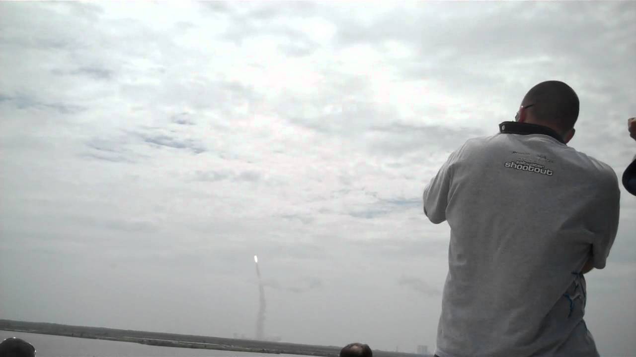 Launch of STS 135 (Atlantis) - The Last Space Shuttle Mission - YouTube