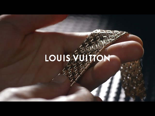 louis vuitton tie clip gold