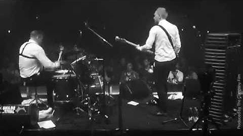 FOSSILS - STUN (Live at Roskilde 2015)